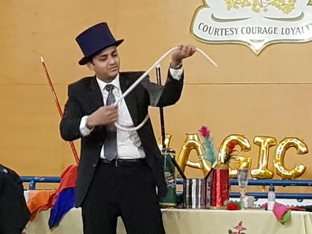 Darshan on stage for live audience